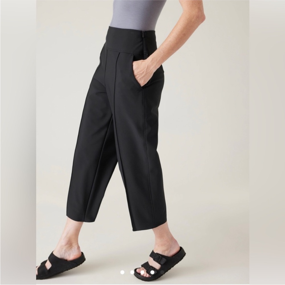Athleta Stellar Wide Crop SZ 0 Black NWT - Picture 3 of 6